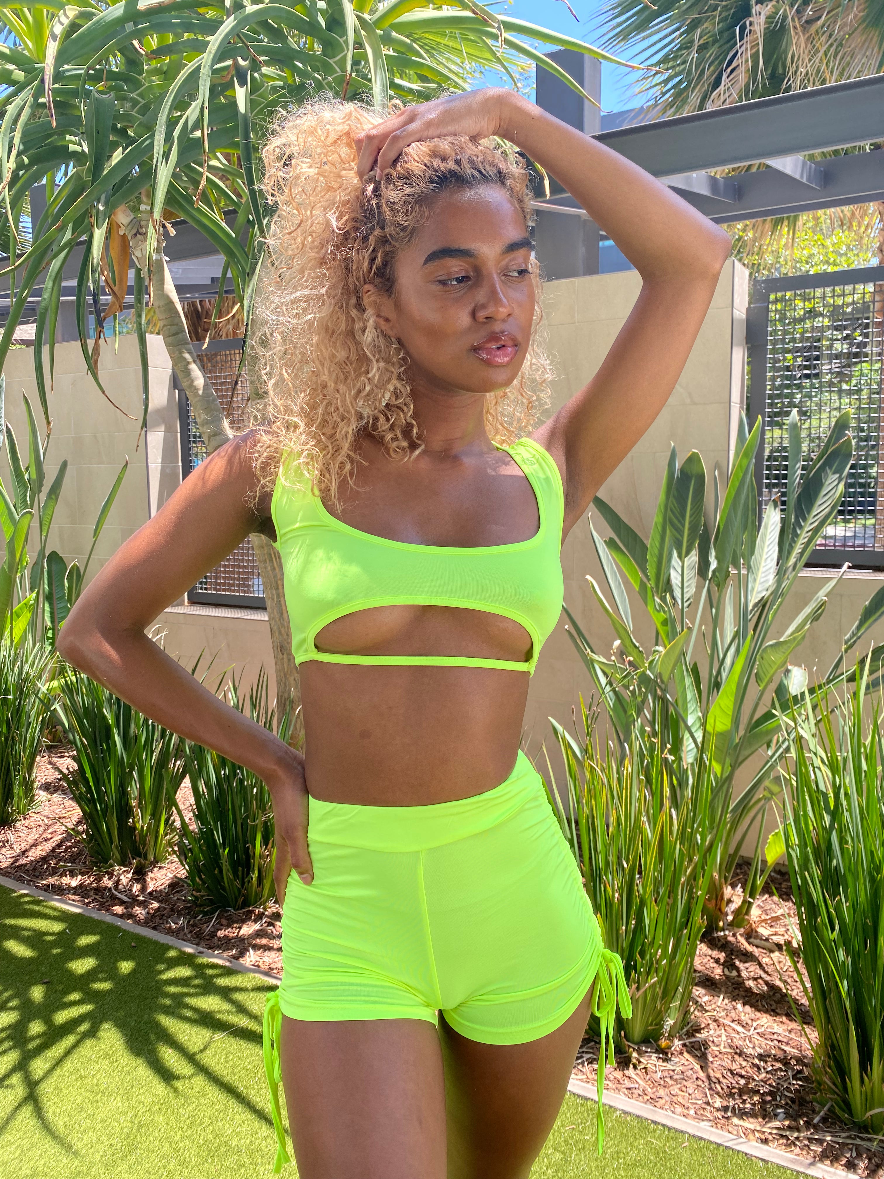 Yara Neon Green 